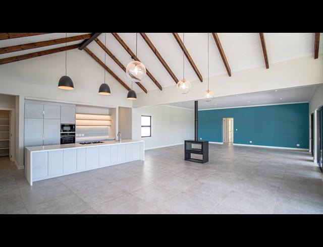 5 BEDROOM GATED ESTATE FOR SALE IN KYALAMI